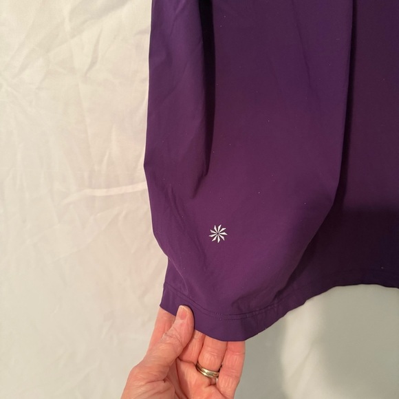 Athleta Ultimate Train Tee Purple Women's Short Sleeve - Picture 5 of 7
